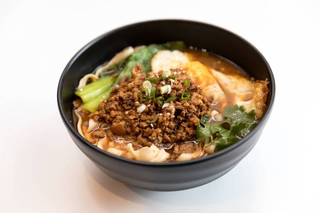 Classic (Minced Pork and Egg) tomato soup Ramen / 经典番茄肉燥面